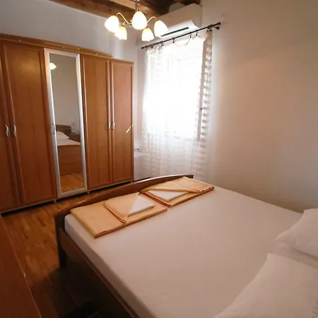 Seafront Guest house 4*